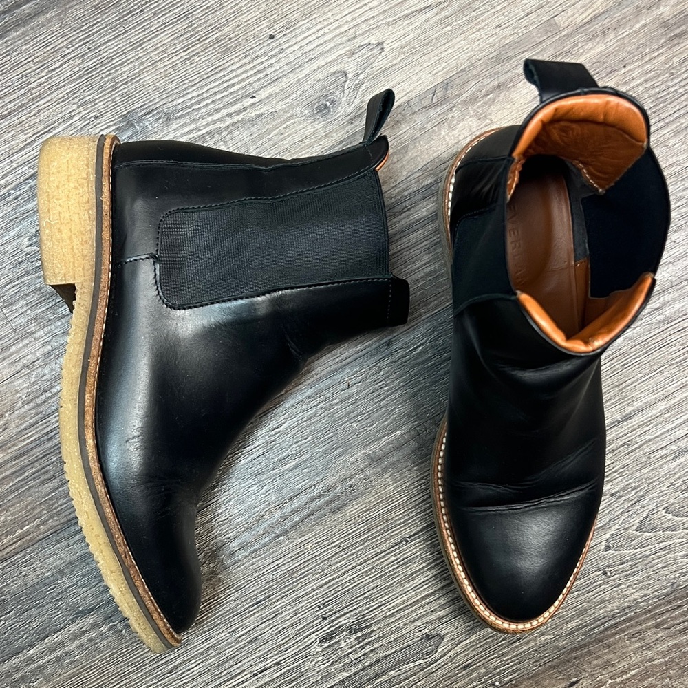 Everlane Chelsea Black Boots Shoe Size 5.5